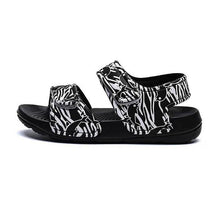Load image into Gallery viewer, Children's Luminous Non-slip Sandals(3-7 years old)