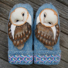 Load image into Gallery viewer, Hand Knitted Nordic Mittens With Owls