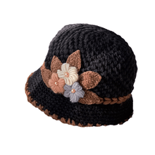 Load image into Gallery viewer, French Thicken Women's Flowers Knitted Woolen Hat