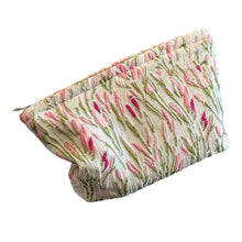 Load image into Gallery viewer, Cute Floral Makeup Bag