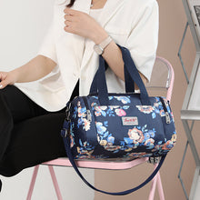 Load image into Gallery viewer, Printed Shoulder Bag