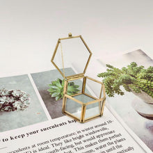 Load image into Gallery viewer, Hexagon Transparent Glass Jewelry Box