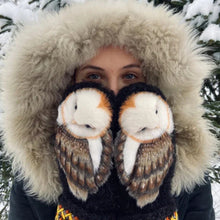 Load image into Gallery viewer, Hand Knitted Nordic Mittens With Owls
