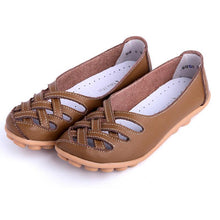 Load image into Gallery viewer, Hollow-Out Split Leather Slip-On Women's Flats