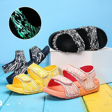 Load image into Gallery viewer, Children's Luminous Non-slip Sandals(3-7 years old)