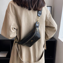 Load image into Gallery viewer, Retro Leather Wide Strap Waist Bag