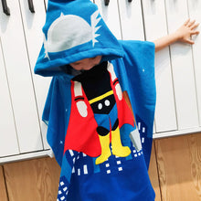 Load image into Gallery viewer, Cartoon Bath Towel