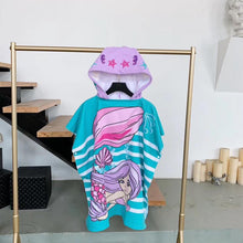 Load image into Gallery viewer, Cartoon Bath Towel