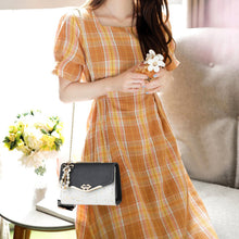 Load image into Gallery viewer, Crossbody Sequined Shoulder Bag