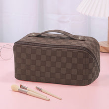 Load image into Gallery viewer, Vintage Check Cosmetic Bag