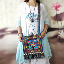 Load image into Gallery viewer, Vintage Embroidery Shoulder Bag