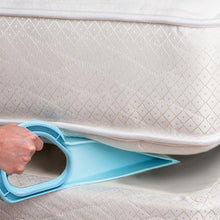 Load image into Gallery viewer, Bed Making & Mattress Lifting Handy Tool