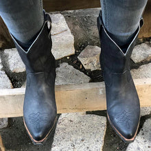 Load image into Gallery viewer, Women New Style Mid-Calf Boots