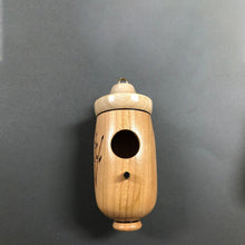 Load image into Gallery viewer, Hummingbird House
