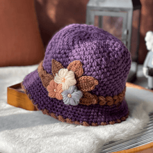 Load image into Gallery viewer, French Thicken Women's Flowers Knitted Woolen Hat