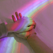 Load image into Gallery viewer, Shell-Shaped Rainbow Projector
