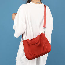 Load image into Gallery viewer, Women's Crossbody Lightweight Multi-Pocket Zipper Pocket Nylon Shoulder Bag