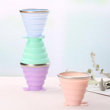 Load image into Gallery viewer, Silicone Folding Water Cups with Lids