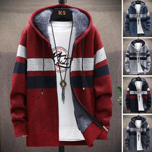 Load image into Gallery viewer, Men's Striped Sweater