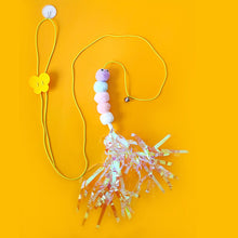 Load image into Gallery viewer, Adjustable Hanging Cat Toy
