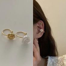 Load image into Gallery viewer, Adjustable No Piercing Ear Clip
