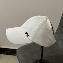 Load image into Gallery viewer, Women&#39;s Satin Lined Ponytail Baseball Cap
