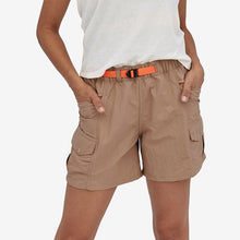 Load image into Gallery viewer, Women&#39;s Outdoor Everyday Shorts
