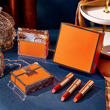Load image into Gallery viewer, Velvet Matte Lipstick Set with Glamour Chain Pouch
