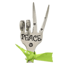 Load image into Gallery viewer, Garden Marker Friendship Gift
