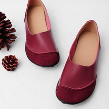 Load image into Gallery viewer, Women Large Size Split Leather Panel Flats

