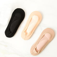 Load image into Gallery viewer, 3D Foot Massage Padded Lady Invisible Socks
