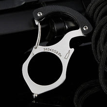 Load image into Gallery viewer, Car key Buckle Self-Protection Hook
