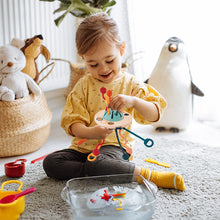 Load image into Gallery viewer, UFO Silicone Pulling Toy
