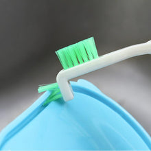 Load image into Gallery viewer, Cup Cover Gap Cleaning Brush
