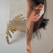 Load image into Gallery viewer, Adjustable No Piercing Ear Clip
