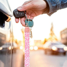 Load image into Gallery viewer, Universal Crossbody Patch Phone Lanyards
