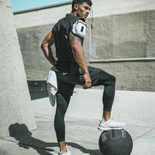 Load image into Gallery viewer, Men&#39;s Fitness Shorts with Leggings
