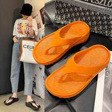 Load image into Gallery viewer, Soft Bottom Thickened Simple Beach Sandals

