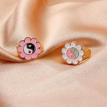 Load image into Gallery viewer, Tai Chi Flower Ring
