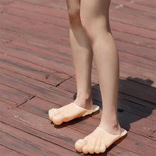 Load image into Gallery viewer, Halloween Simulation Big Toe Slippers
