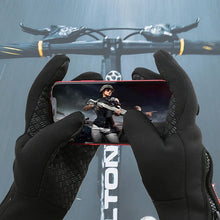 Load image into Gallery viewer, Water Resistant Thermal Gloves
