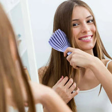 Load image into Gallery viewer, Hollow Out Smooth Hair Fluffy Comb
