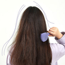 Load image into Gallery viewer, Hollow Out Smooth Hair Fluffy Comb
