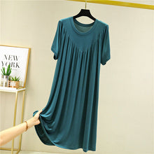 Load image into Gallery viewer, Plus Size Nightdress
