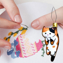 Load image into Gallery viewer, Cat Needle Threader
