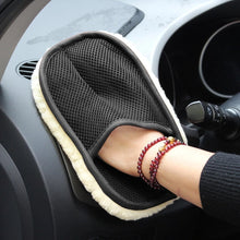 Load image into Gallery viewer, Car Wash Wool Gloves

