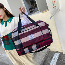 Load image into Gallery viewer, Foldable Dry/Wet Separation Travel Bag

