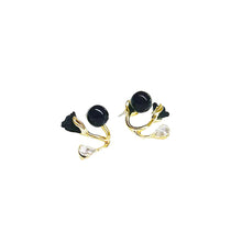 Load image into Gallery viewer, Versatile Tulip Flower Earrings
