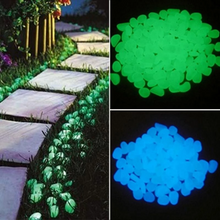 Load image into Gallery viewer, Glowing stone
