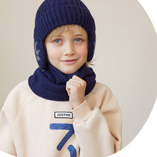 Load image into Gallery viewer, Children's Winter Fleece Scarf Suit
